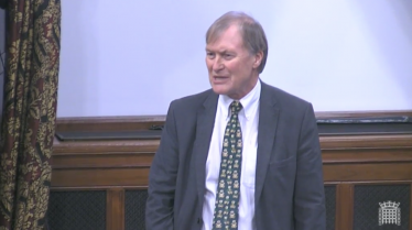 Sir David asks for more financial support for fairs and showgrounds